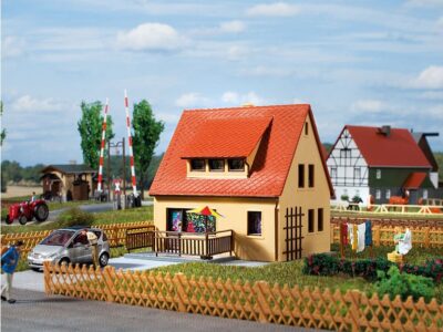 12237 Hus Elke