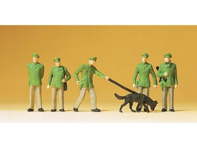 14008   Politi med hund