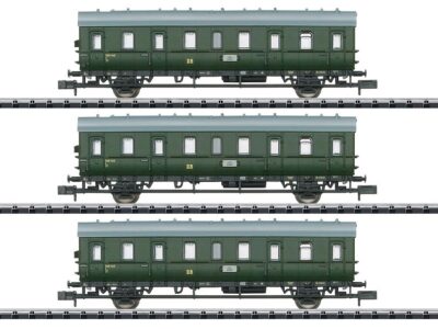 18277  Wagen-Set “Nahverkehr der DR”
