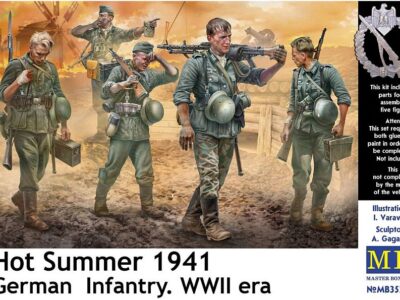 35249 Hot Summer 1941 – German Infantry (5 Figures)