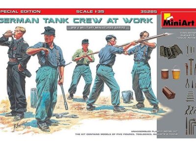 35285 German Tank Crew at Work Toolboxes, Buckets & Tools added