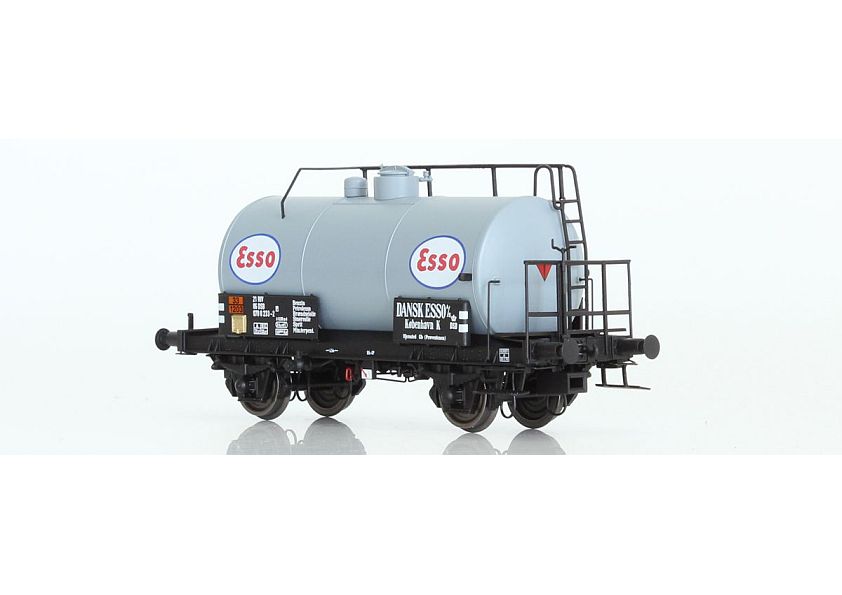 871040 21 RIV 86 DSB 070 0 233-2, ESSO, grå tank, ca. 1966-77