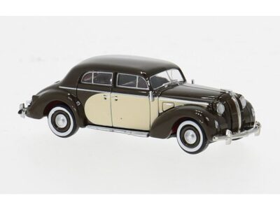 20458 Opel Admiral lysebrun/beige